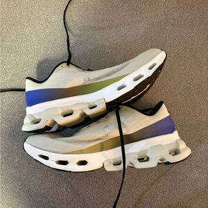 Women’s Cloudspark On Cloud